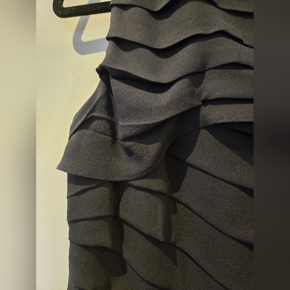 Tory Burch Navy Tiered Bow Top Size 6 - Picture 3 of 7